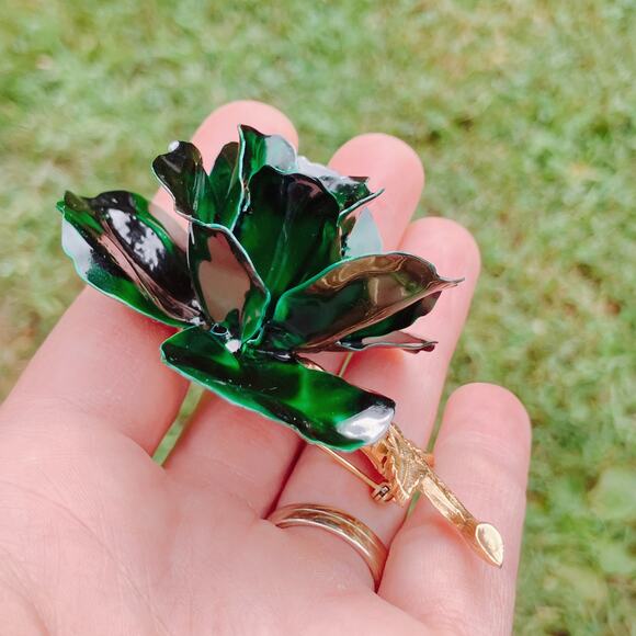 VTG 1960s Brooch Green Enamel Flower AB Rhinestones Gold Tone Mid Century Pin - Picture 6 of 13